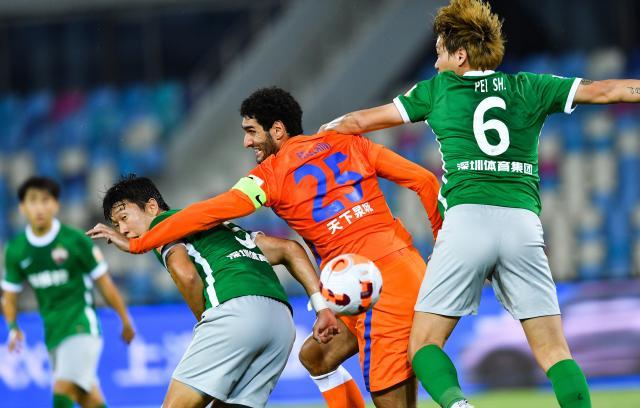 开云在线开户-泰山仍在缠斗伤病：贾德松有望复出 费莱尼放长线