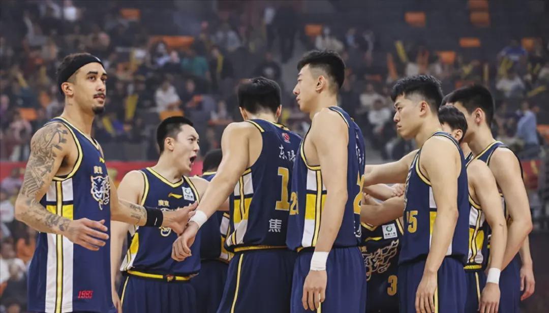 广东最让人失望的球员！曾是CBA最顶级射手，如今越打越差